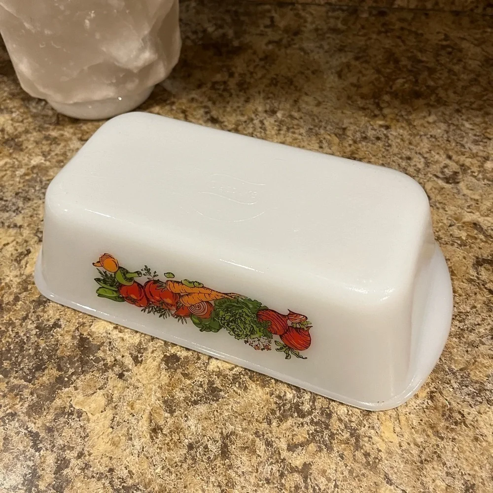 Vintage Glasbake Vegetable Pattern Baking Dish 1 1/2 Qt. J522 USA Loaf Pan